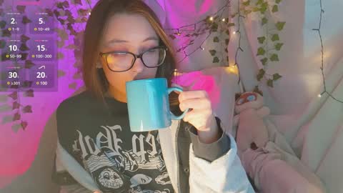 Snapshot of moonlight__lovers chatting on December 2024 12:14:02 PM Dana online show from December 2024 12:14:02 PM