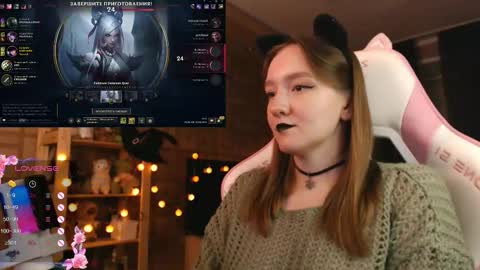 Katrin online show from October 2025 09:06:01 PM