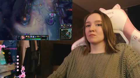 Katrin online show from December 2025 06:25:02 PM