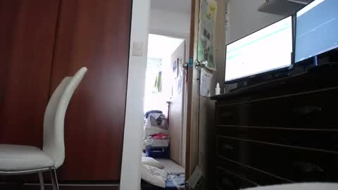 moonlunita online show from March 2026 08:59:01 PM