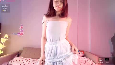 Snapshot of moonmimmi chatting on February 2026 03:18:01 AM moonmimmi online show from February 2026 03:18:01 AM