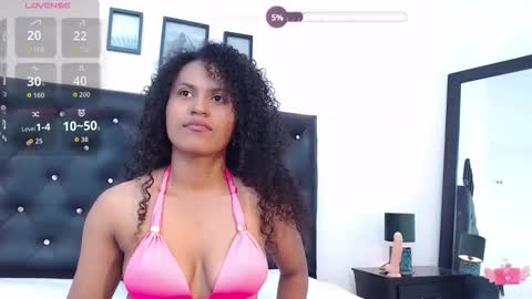 moonshadow_8 online show from January 2026 08:14:02 PM