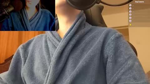 Moonsire online show from January 2025 04:08:01 PM