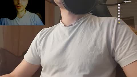 Moonsire online show from January 2025 06:32:02 PM