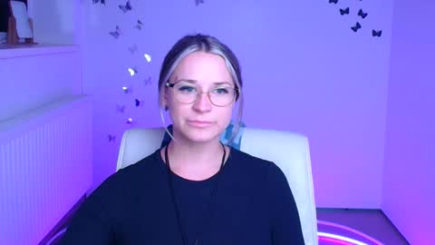 Susanna online show from January 2026 12:09:02 PM