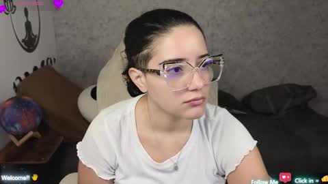 Moon Woman online show from February 2025 01:10:01 AM