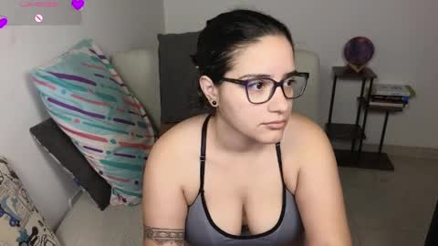 Snapshot of moonwoman_ chatting on May 2026 03:55:01 AM Moon Woman online show from May 2026 03:55:01 AM