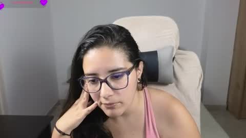 Snapshot of moonwoman_ chatting on July 2026 02:33:02 AM Moon Woman online show from July 2026 02:33:02 AM