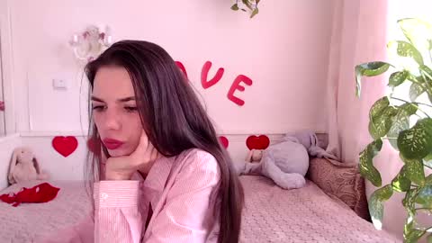 moore_alice online show from April 2026 01:38:01 PM