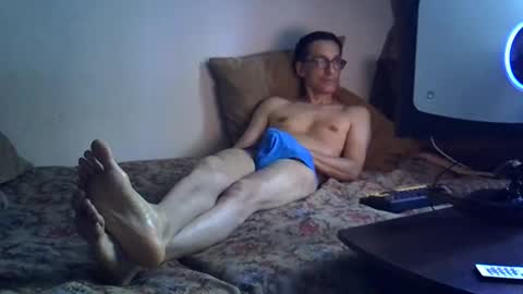 Snapshot of moovurey16 chatting on June 2026 12:47:01 AM Alex online show from June 2026 12:47:01 AM