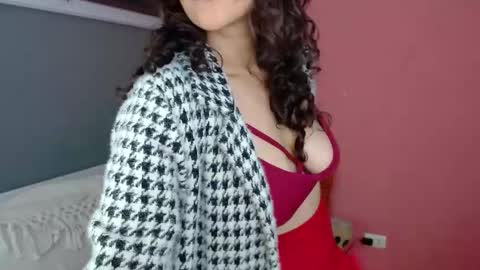 Snapshot of mora_haze chatting on October 2025 12:11:01 AM Mora Haze 3 online show from October 2025 12:11:01 AM