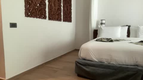 Morad online show from October 2025 12:55:02 PM