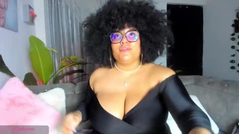 Snapshot of moradaniels chatting on January 2025 10:22:02 AM   online show from January 2025 10:22:02 AM