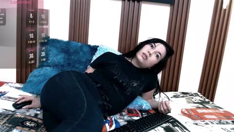 alexia online show from October 2025 07:14:02 PM