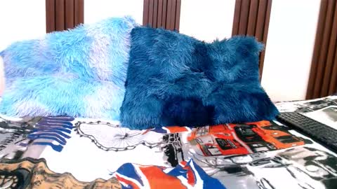 alexia online show from November 2025 07:25:01 PM