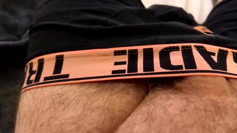 Me online show from November 2025 09:05:02 PM