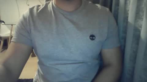 Snapshot of morenolatin19 chatting on March 2025 09:04:02 PM Jos Luis online show from March 2025 09:04:02 PM