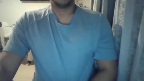 Snapshot of morenolatin19 chatting on October 2025 05:12:02 PM Jos Luis online show from October 2025 05:12:02 PM