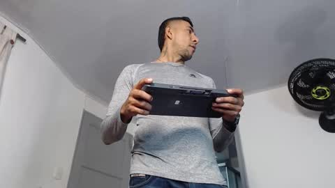 MORGAN AND MEGAN online show from November 2025 11:22:02 AM