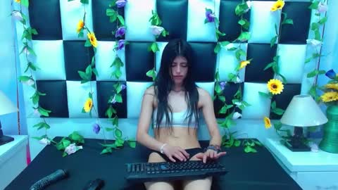 morganasmit_ online show from February 2025 08:13:02 PM