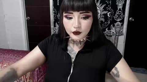 Snapshot of morganmoon1 chatting on September 2025 10:00:01 PM Morgan Moon online show from September 2025 10:00:01 PM