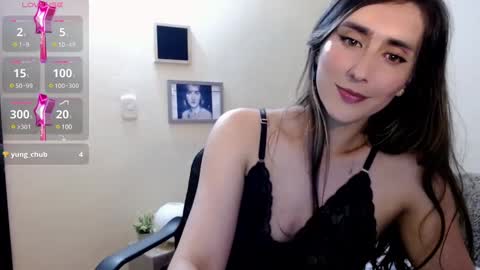 Moriah online show from December 2024 07:43:02 PM