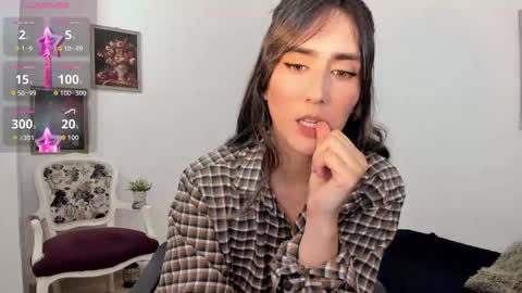 Moriah online show from October 2025 07:38:01 PM