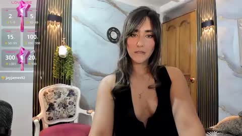 Moriah online show from November 2025 07:34:02 PM