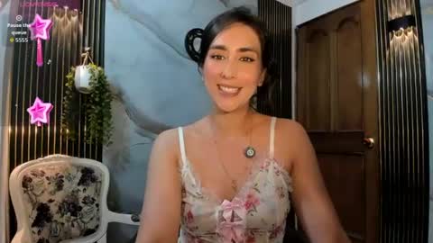 Snapshot of moriahhoe chatting on June 2026 07:27:02 PM Moriah online show from June 2026 07:27:02 PM