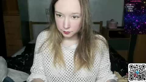 Snapshot of morimy chatting on June 2026 04:27:02 PM Lisa 3 online show from June 2026 04:27:02 PM
