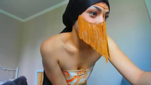 Snapshot of moroccan_diamond_ chatting on July 2026 08:27:02 AM Medina online show from July 2026 08:27:02 AM