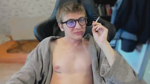 Snapshot of mortywithlove chatting on May 2026 04:52:02 AM Morty online show from May 2026 04:52:02 AM