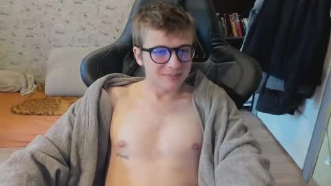 Snapshot of mortywithlove chatting on May 2026 06:22:02 AM Morty online show from May 2026 06:22:02 AM