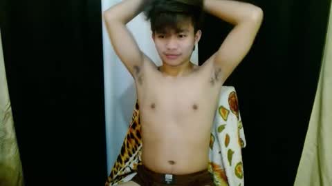 mostwantedtwink online show from October 2025 05:21:02 PM