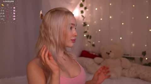 Snapshot of mother__of__dragons chatting on September 2025 11:37:01 PM Deni and Jett my weekly schedule online show from September 2025 11:37:01 PM