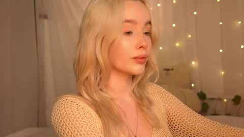 Snapshot of mother__of__dragons chatting on November 2025 09:20:01 PM Deni and Jett my weekly schedule online show from November 2025 09:20:01 PM