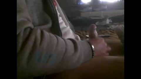 Snapshot of mowgli1977 chatting on November 2025 10:37:01 AM mowgli1977 online show from November 2025 10:37:01 AM