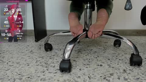 Snapshot of moxa_hot chatting on January 2025 01:58:01 PM moxa hot online show from January 2025 01:58:01 PM