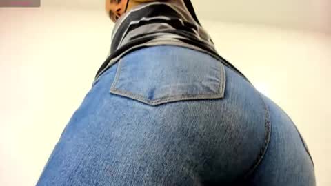 Snapshot of moxa_hot chatting on September 2025 01:45:01 PM moxa hot online show from September 2025 01:45:01 PM