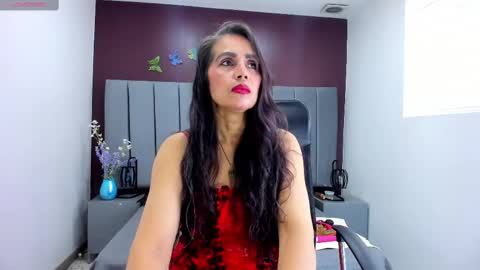 Snapshot of moxa_hot chatting on October 2025 03:09:01 PM moxa hot online show from October 2025 03:09:01 PM