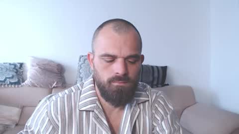 mr_alpacino online show from November 2025 09:02:02 AM