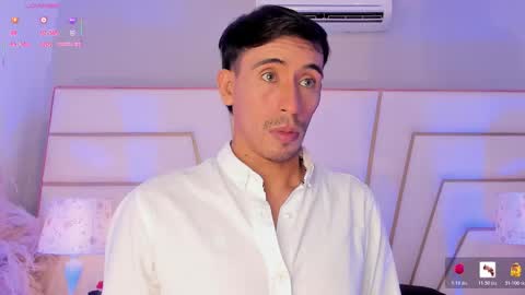 Snapshot of mr_aronnn_ chatting on February 2026 03:18:02 AM aron online show from February 2026 03:18:02 AM