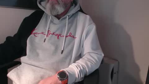 mr_boombastic2021 online show from November 2025 10:01:02 AM