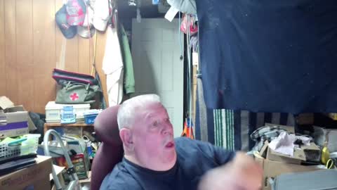 Snapshot of mr_canoe_licker_69 chatting on December 2024 01:40:01 PM mr_canoe_licker_69 online show from December 2024 01:40:01 PM