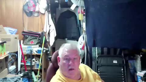 Snapshot of mr_canoe_licker_69 chatting on January 2025 08:58:02 PM mr_canoe_licker_69 online show from January 2025 08:58:02 PM
