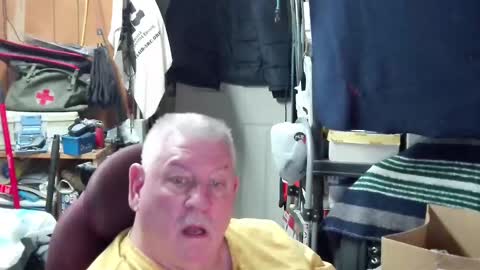 Snapshot of mr_canoe_licker_69 chatting on January 2025 07:21:02 PM mr_canoe_licker_69 online show from January 2025 07:21:02 PM