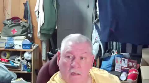 Snapshot of mr_canoe_licker_69 chatting on February 2025 07:27:01 PM mr_canoe_licker_69 online show from February 2025 07:27:01 PM