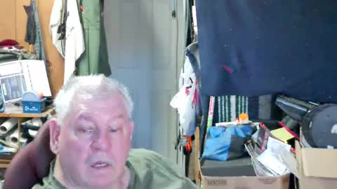 Snapshot of mr_canoe_licker_69 chatting on March 2025 06:32:01 PM mr_canoe_licker_69 online show from March 2025 06:32:01 PM
