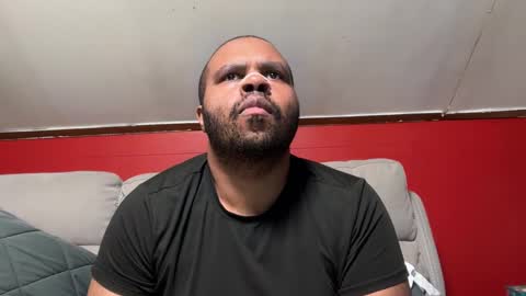 Snapshot of mr_irvin chatting on March 2026 11:30:02 PM mr_irvin online show from March 2026 11:30:02 PM