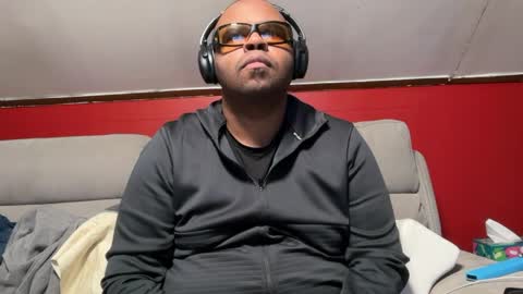 Snapshot of mr_irvin chatting on March 2026 05:08:01 AM mr_irvin online show from March 2026 05:08:01 AM